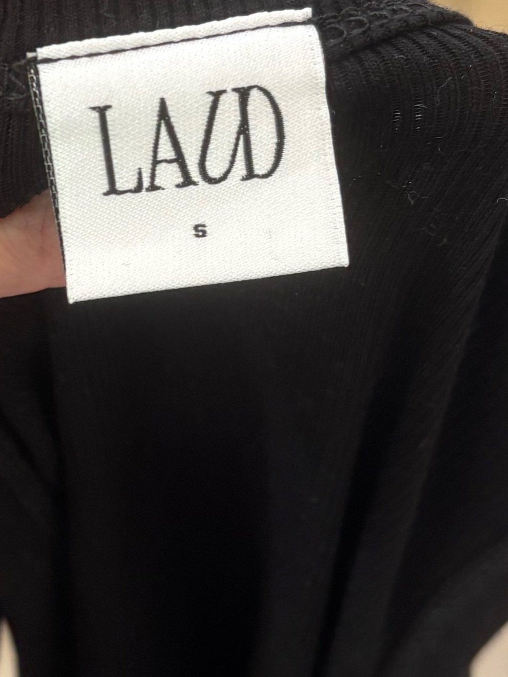LAUD Ribbed Tank Top Black - Picture 3 of 3